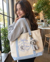 "Sweet Bow" Carry-Me Tote